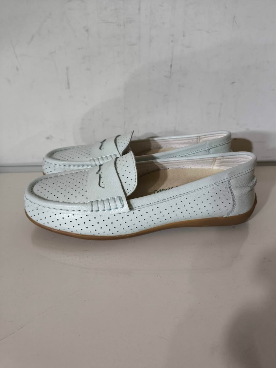 245mm 가죽 펀칭로퍼 상품이미지1