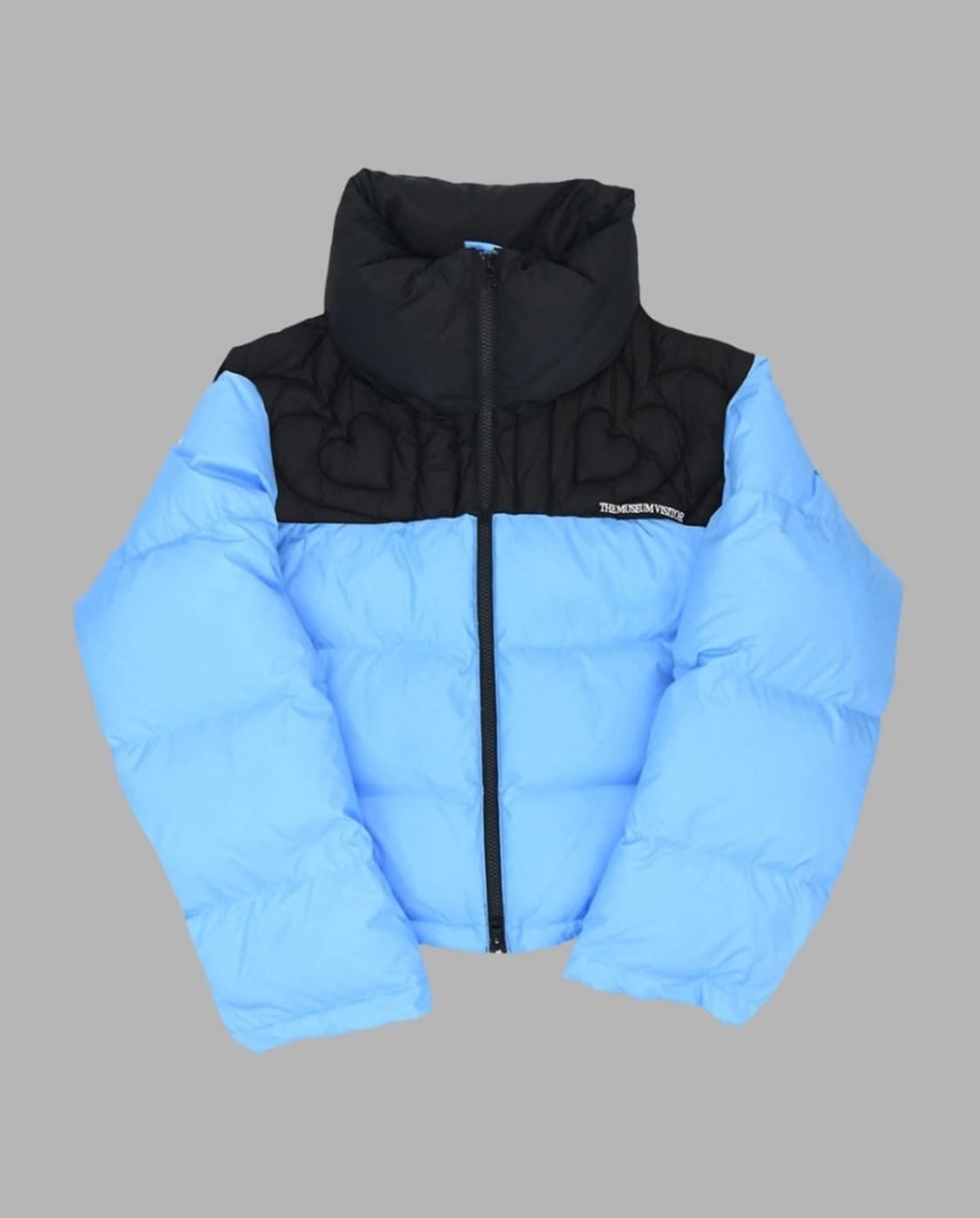 더뮤지엄비지터 하트 스티치드 푸퍼 다운 재킷 스카이 블루 L 상품이미지1