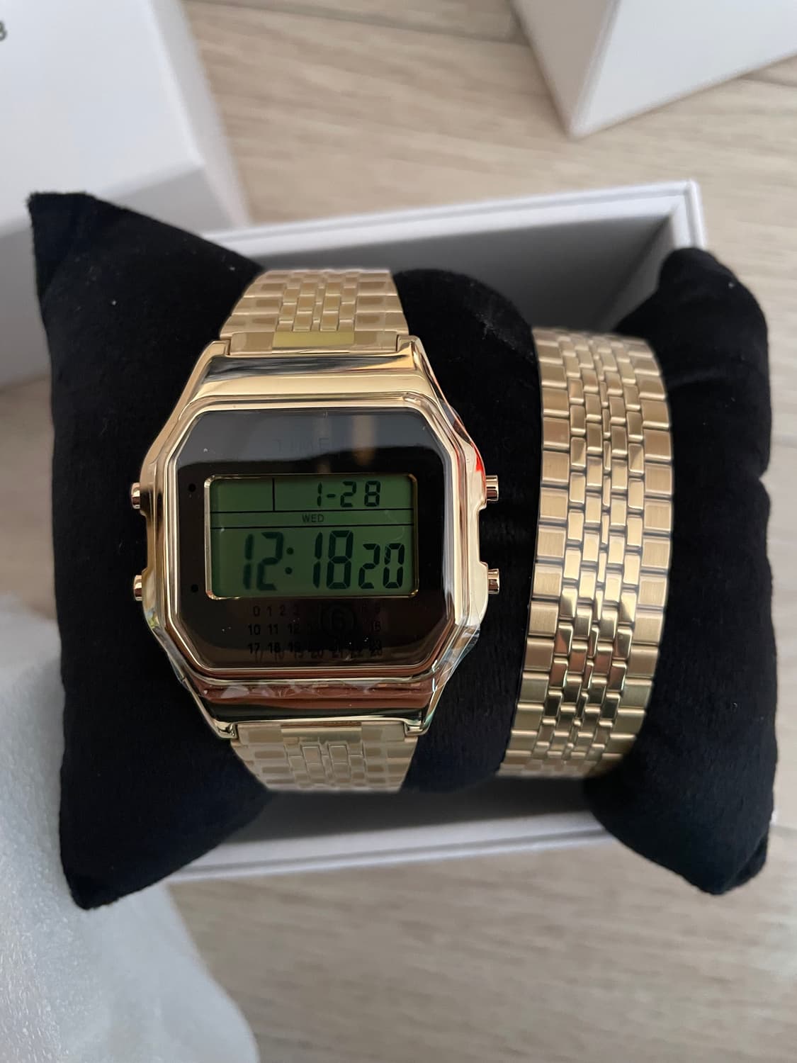 mm6 x timex 시계 상품이미지1