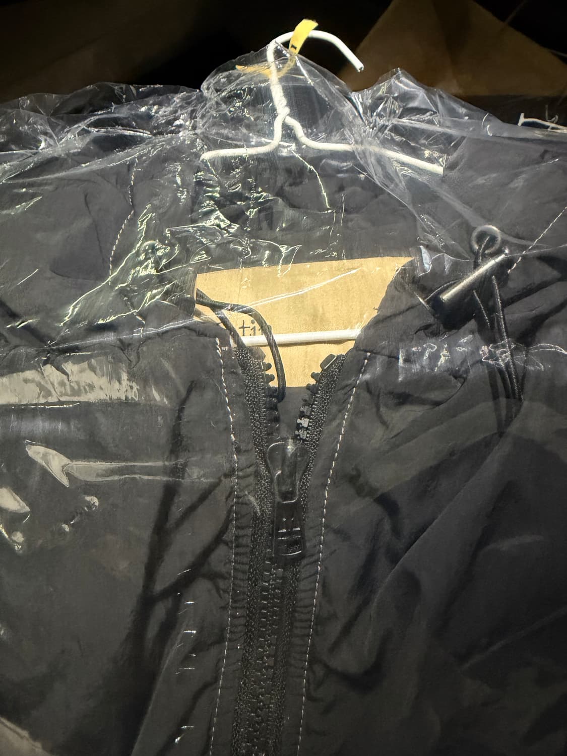 마뗑킴 크롭 후드 다운 자켓 블랙 상품이미지4