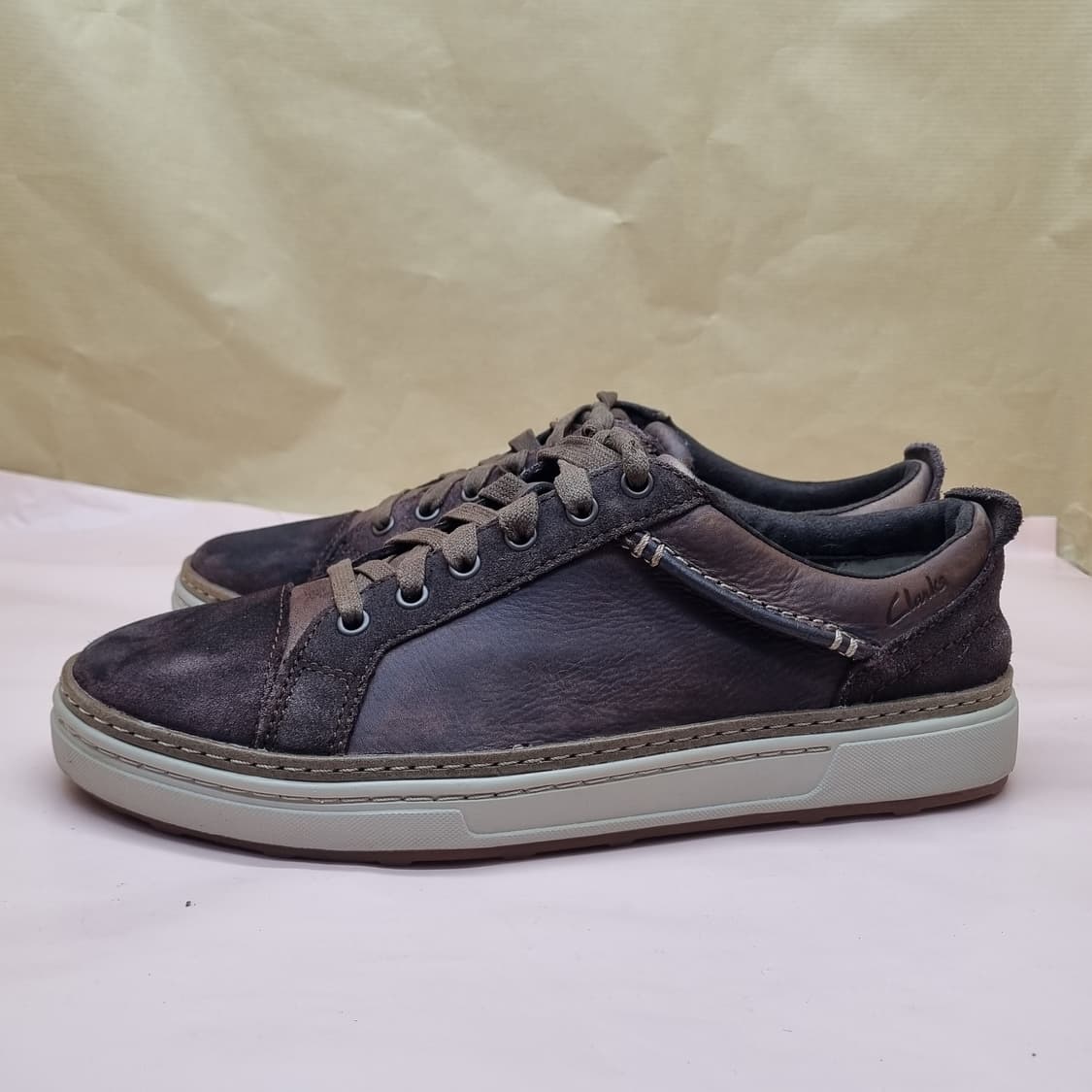 클락스 로슨엣지 스니커즈 250 상품이미지1