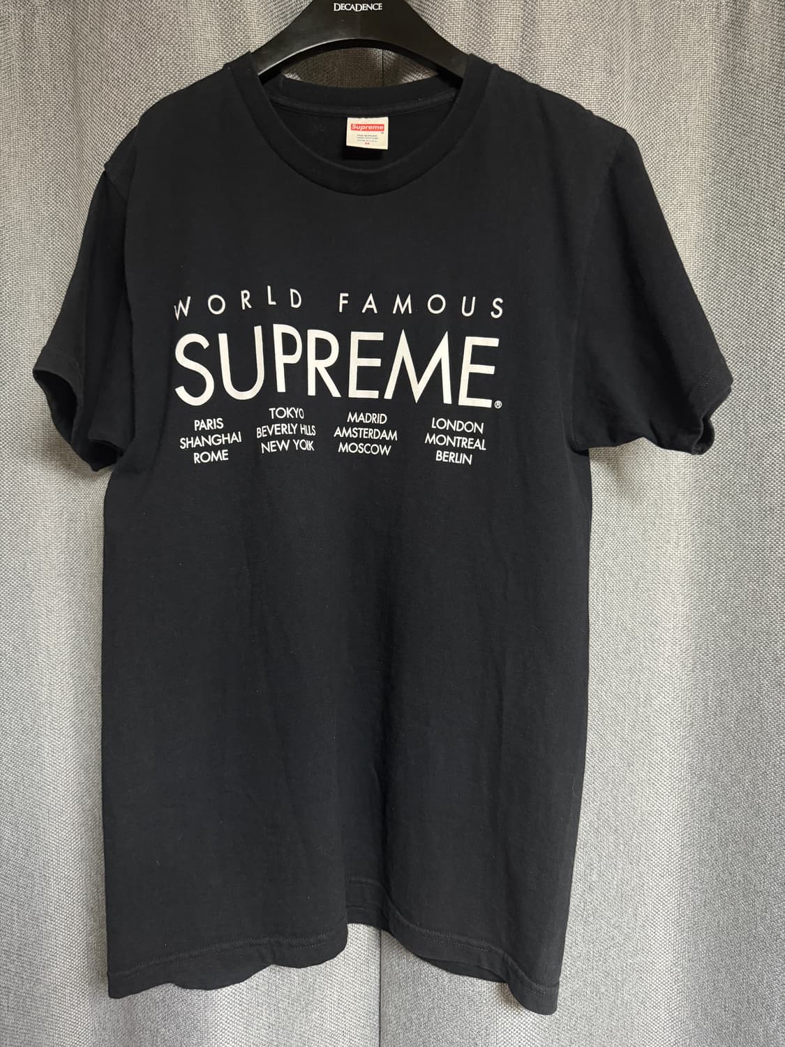슈프림 월드 페이머스 티셔츠 M 상품이미지1