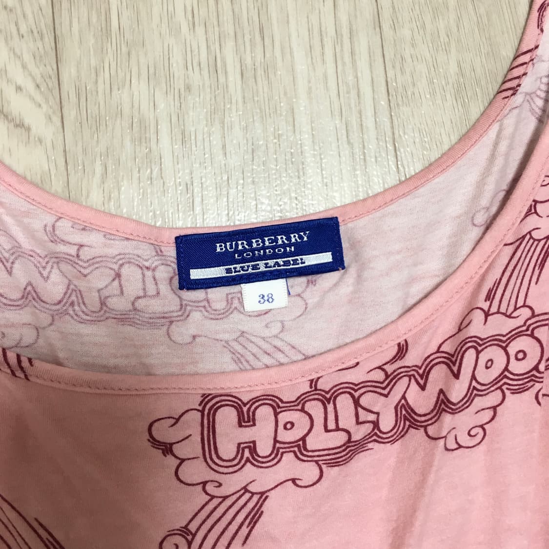 버버리 핑크 로고 슬리브리스 상품이미지4