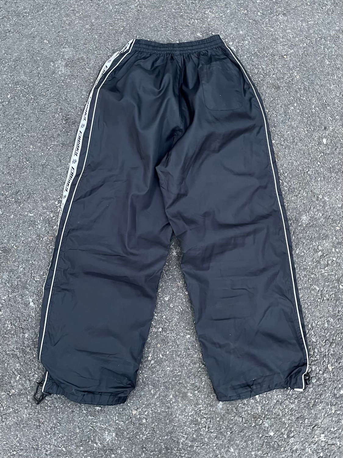 90‘s FREAKY MASSIVE 사이드 테이핑 와이드 트랙팬츠 상품이미지5