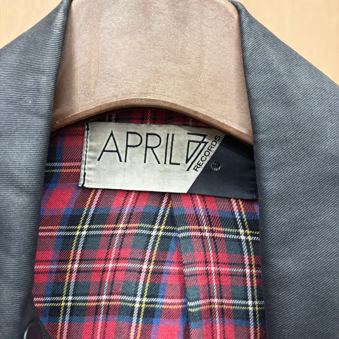 빈티지 코튼 라이더 자켓 숄더 견장 메탈 지퍼 체크 안감 디테일 블랙 상품이미지8