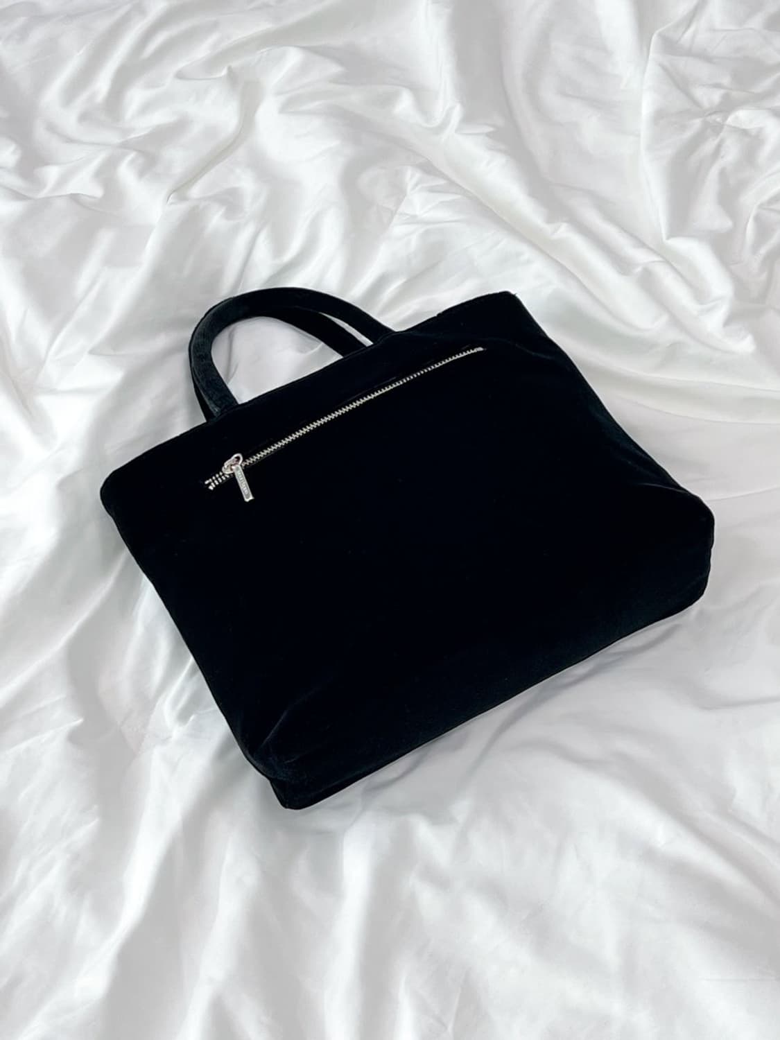 courreges / 꾸레쥬 블랙 벨벳 토트백 상품이미지6