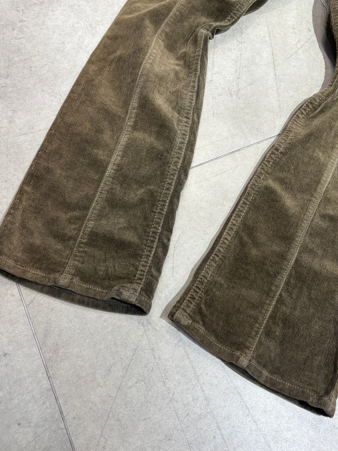 브라운 코듀로이 세미 부츠컷 팬츠 상품이미지2