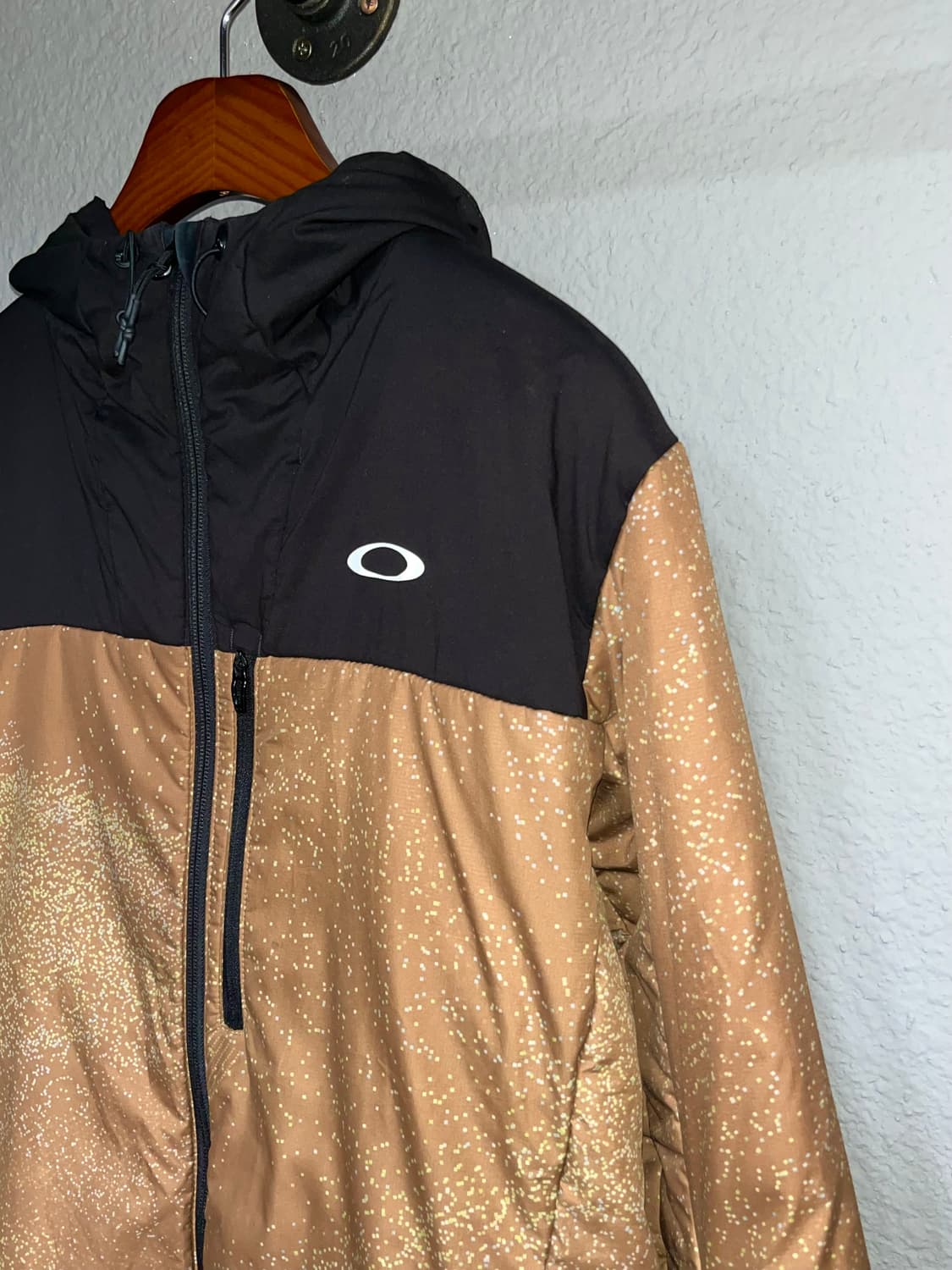 오클리 소프트쉘 후드 점퍼 경량패딩 상품이미지7