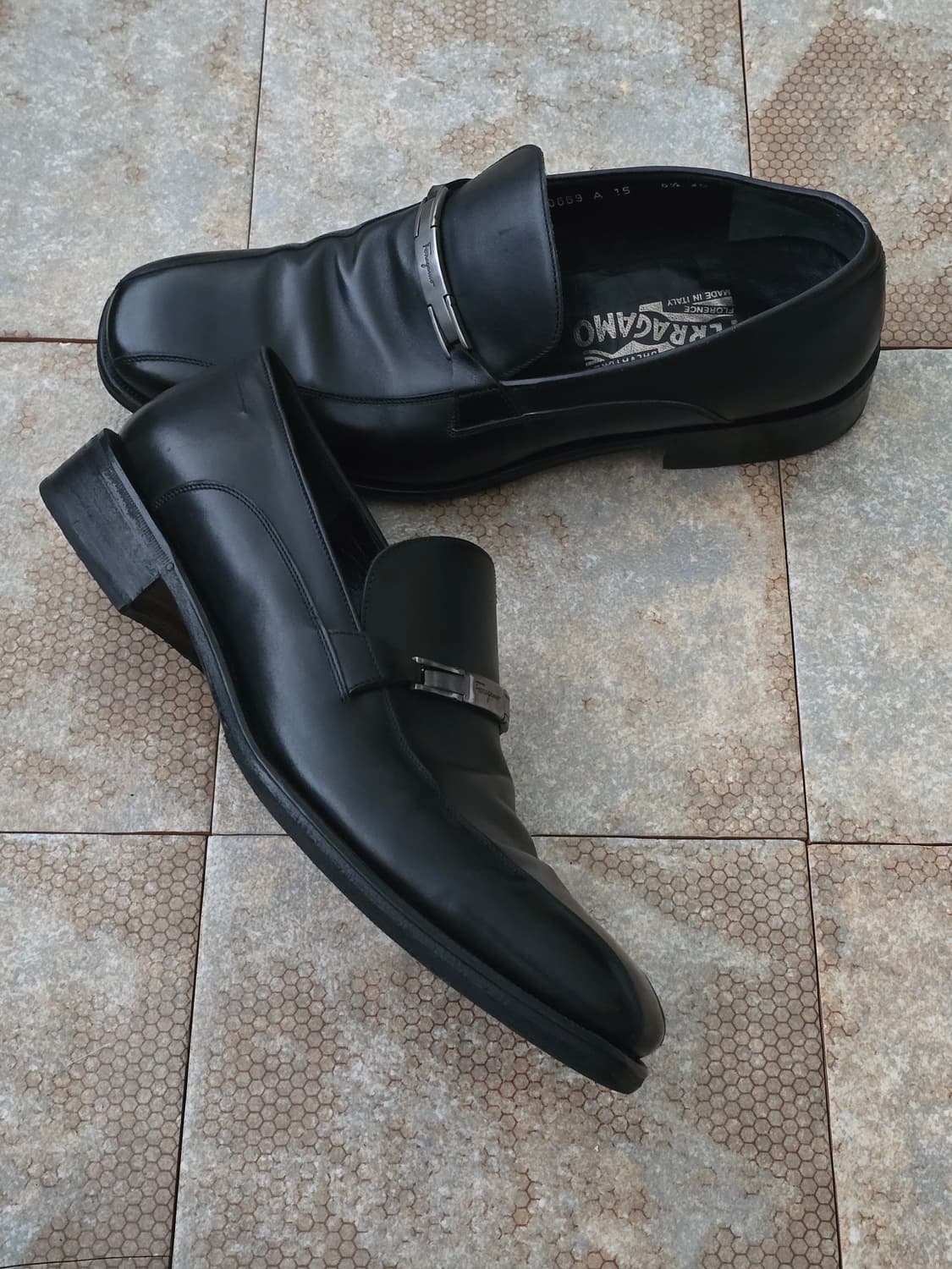 (255)페라가모 블랙 로퍼 구두 상품이미지6