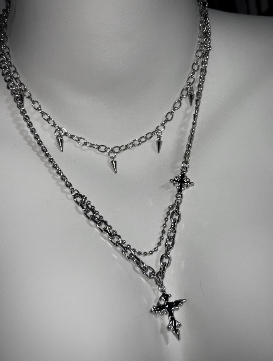 BLADE CROSS NECKLACE 상품이미지1