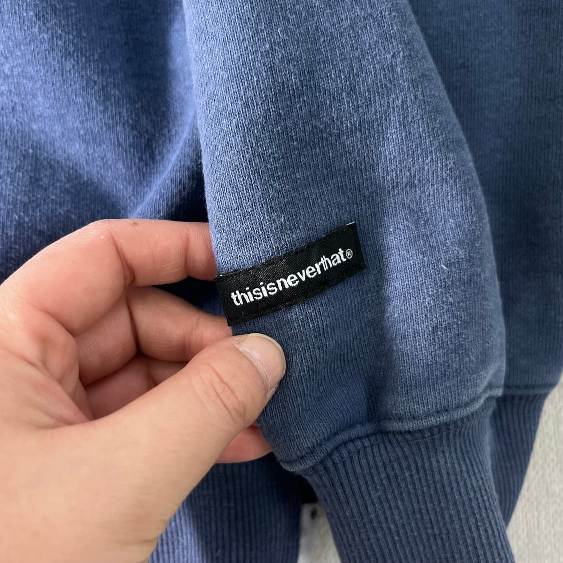 100 디스이즈네버댓 빅로고 맨투맨 상품이미지4