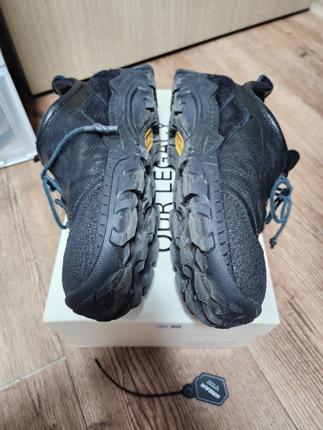 [42] 아워레가시 가베 스텔스 블랙 레더 상품이미지2