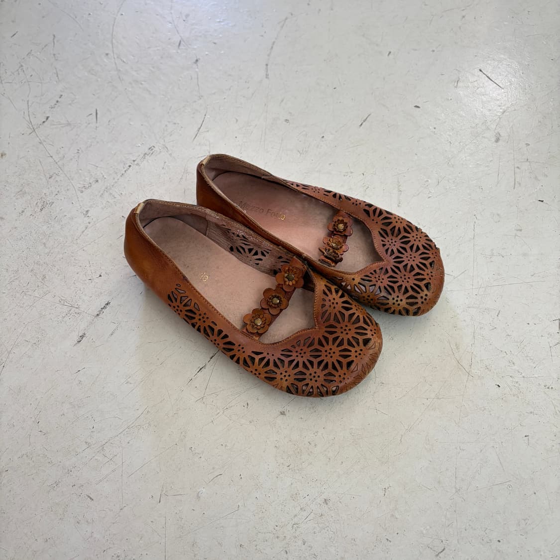 모리 빈티지 플라워 플랫슈즈 240 상품이미지2