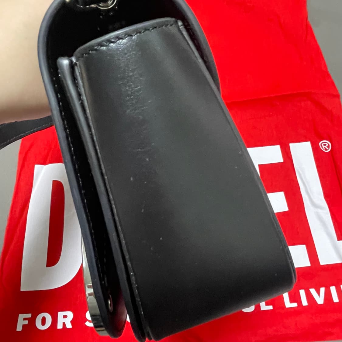 디젤 1DR 미디엄 숄더백 상품이미지5