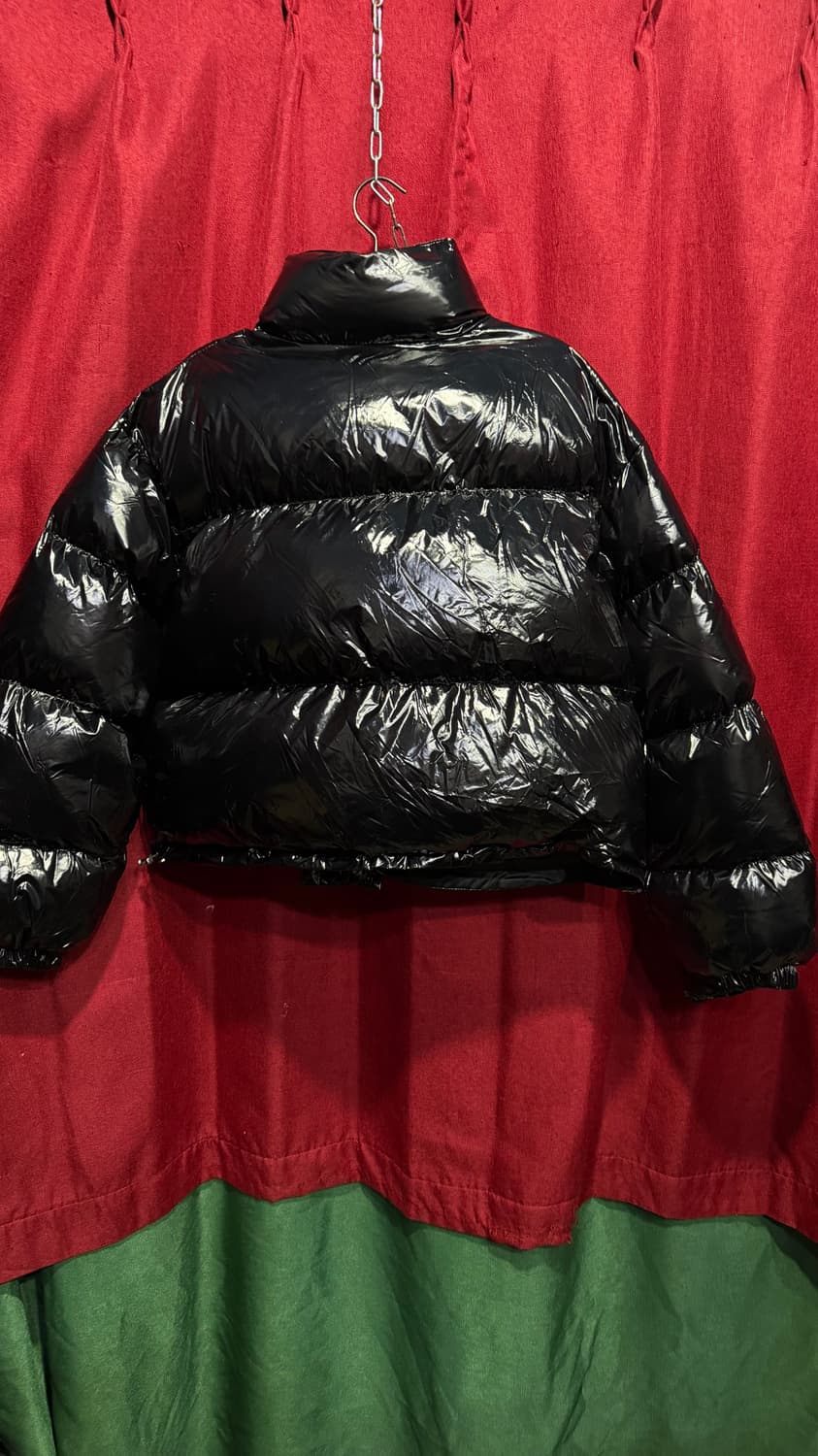 아워룸서울 유광글로시 숏패딩 FREE/100 상품이미지2