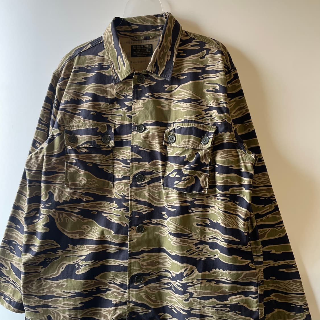 와코마리아 타이거카모 밀리터리 셔츠자켓 상품이미지4