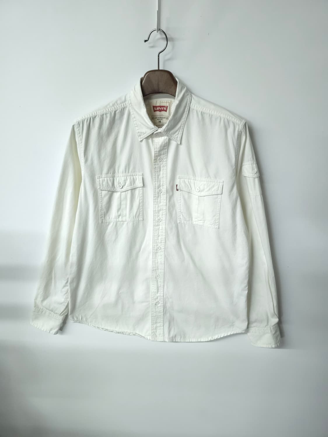 리바이스 화이트 셔츠 M 상품이미지1