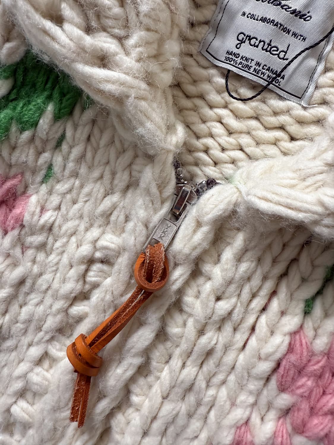 Urbanic30 Plumeria Handmade Cardigan 상품이미지3