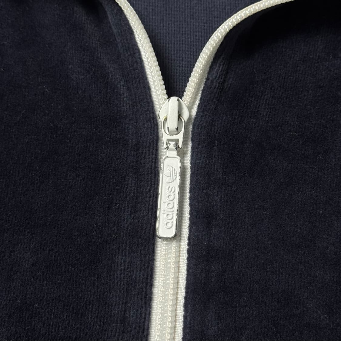 (M) 아디다스 오사카 벨루어 트랙탑 져지 네이비 상품이미지3