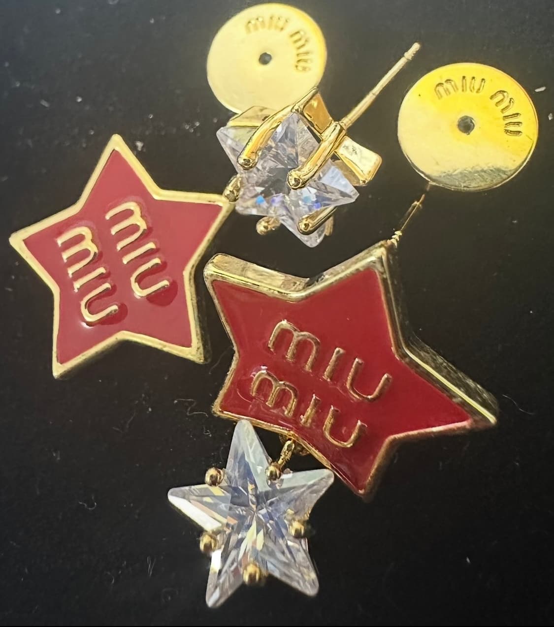 미우미우 레드 스타 귀걸이 상품이미지4