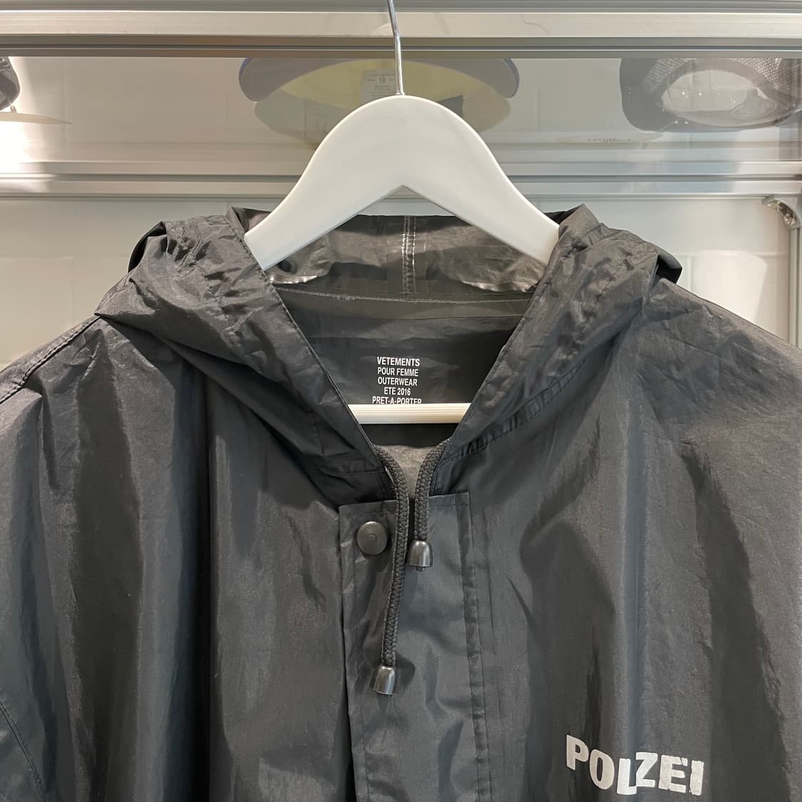 베트멍 Vetements 폴리자이 레인 코트 상품이미지3