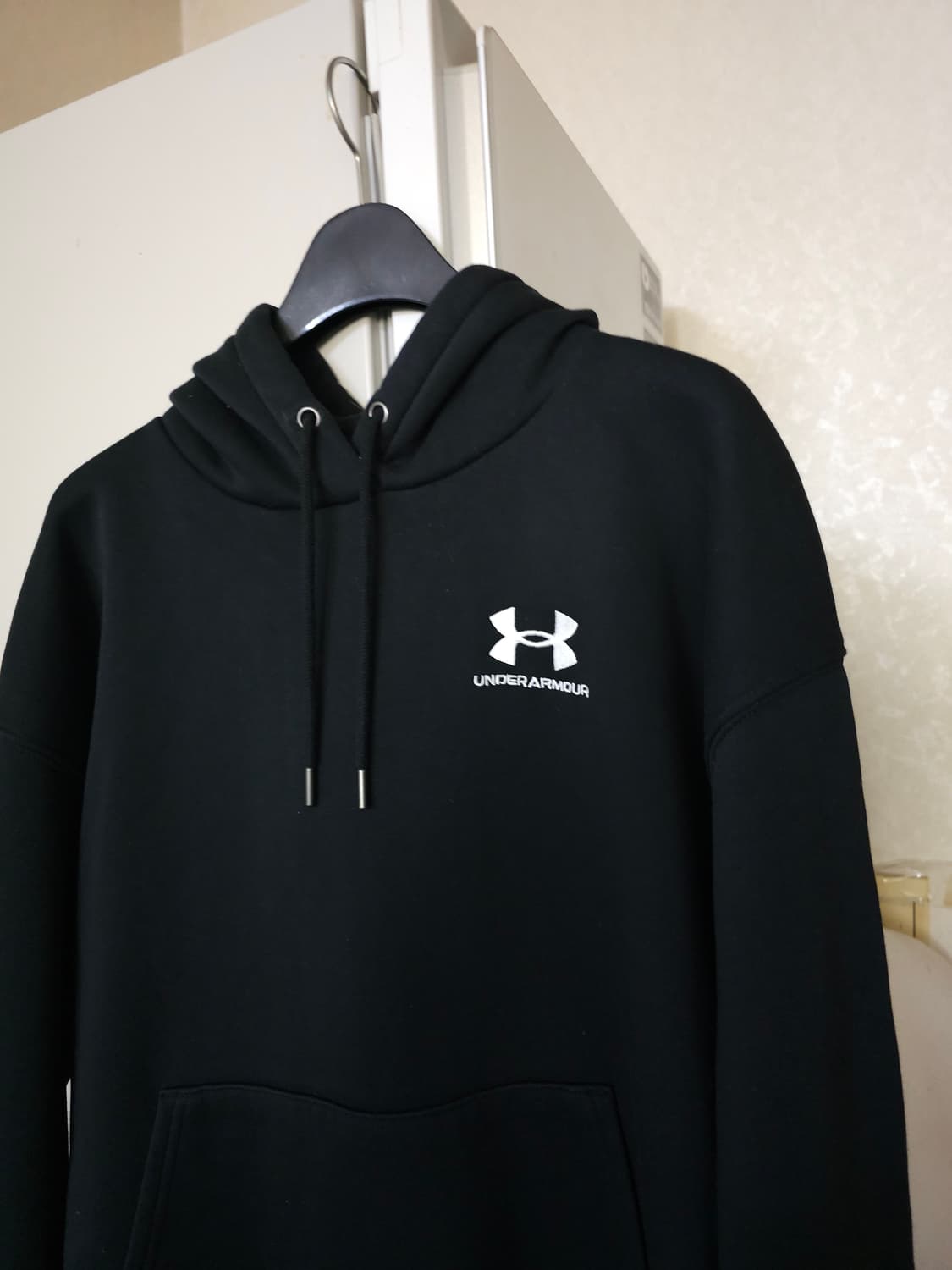언더아머 기모 블랙 후드티 상품이미지2