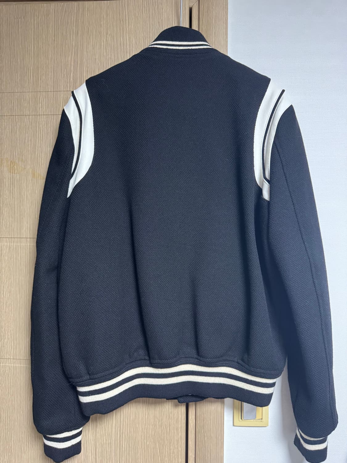 생로랑 테디 자켓 22fw 48사이즈 상품이미지5