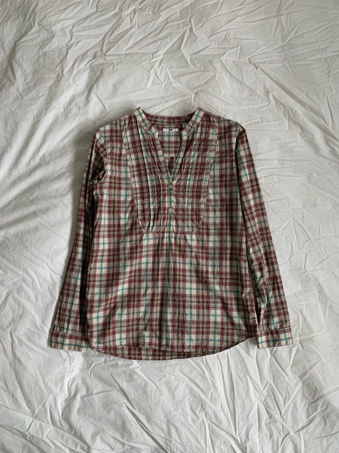 UNIQLO 체리민트 셔츠 상품이미지1