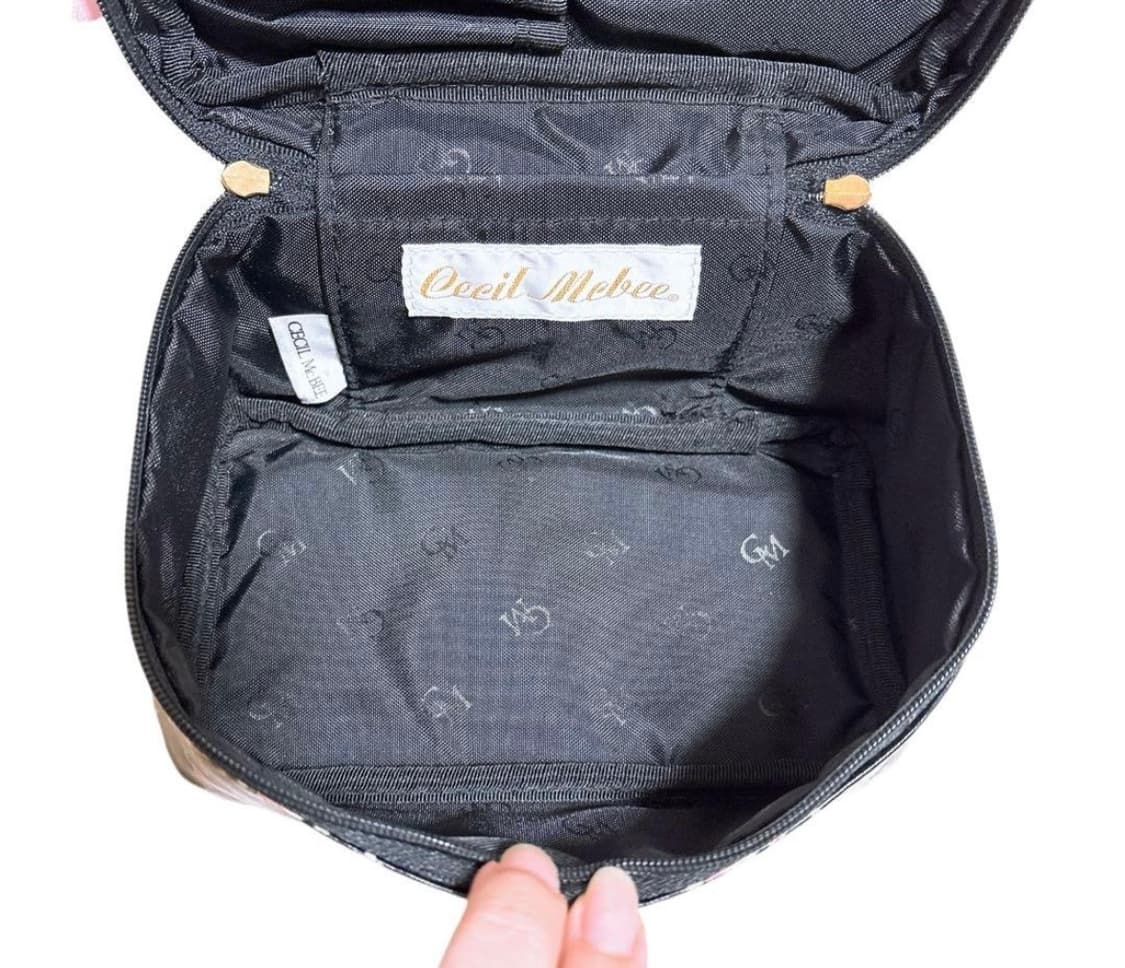 (새상품)세실맥비 플라워 패턴 파우치 블랙 고전 상품이미지8