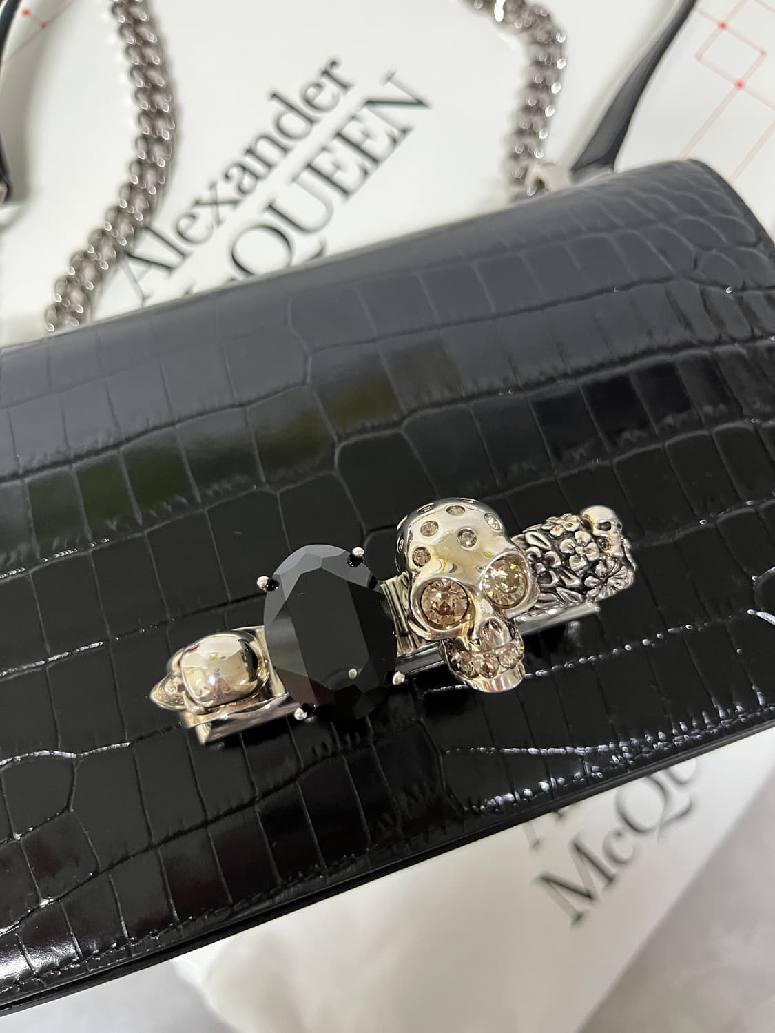 알렉산더맥퀸 쥬얼사첼백 미디움새상품급 상품이미지2