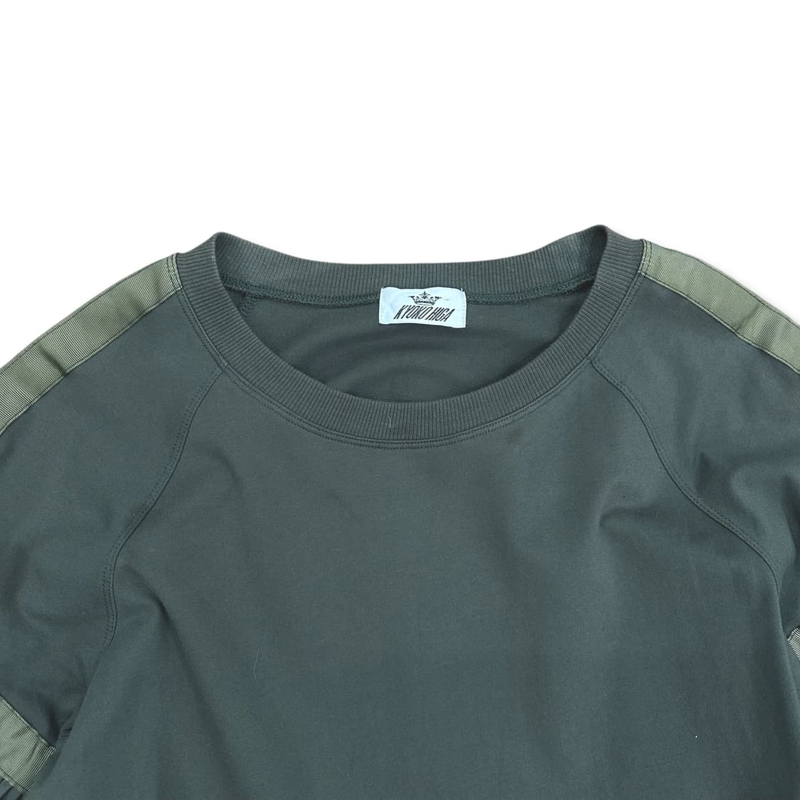 Khaki frill & string detail volume sweat 상품이미지3