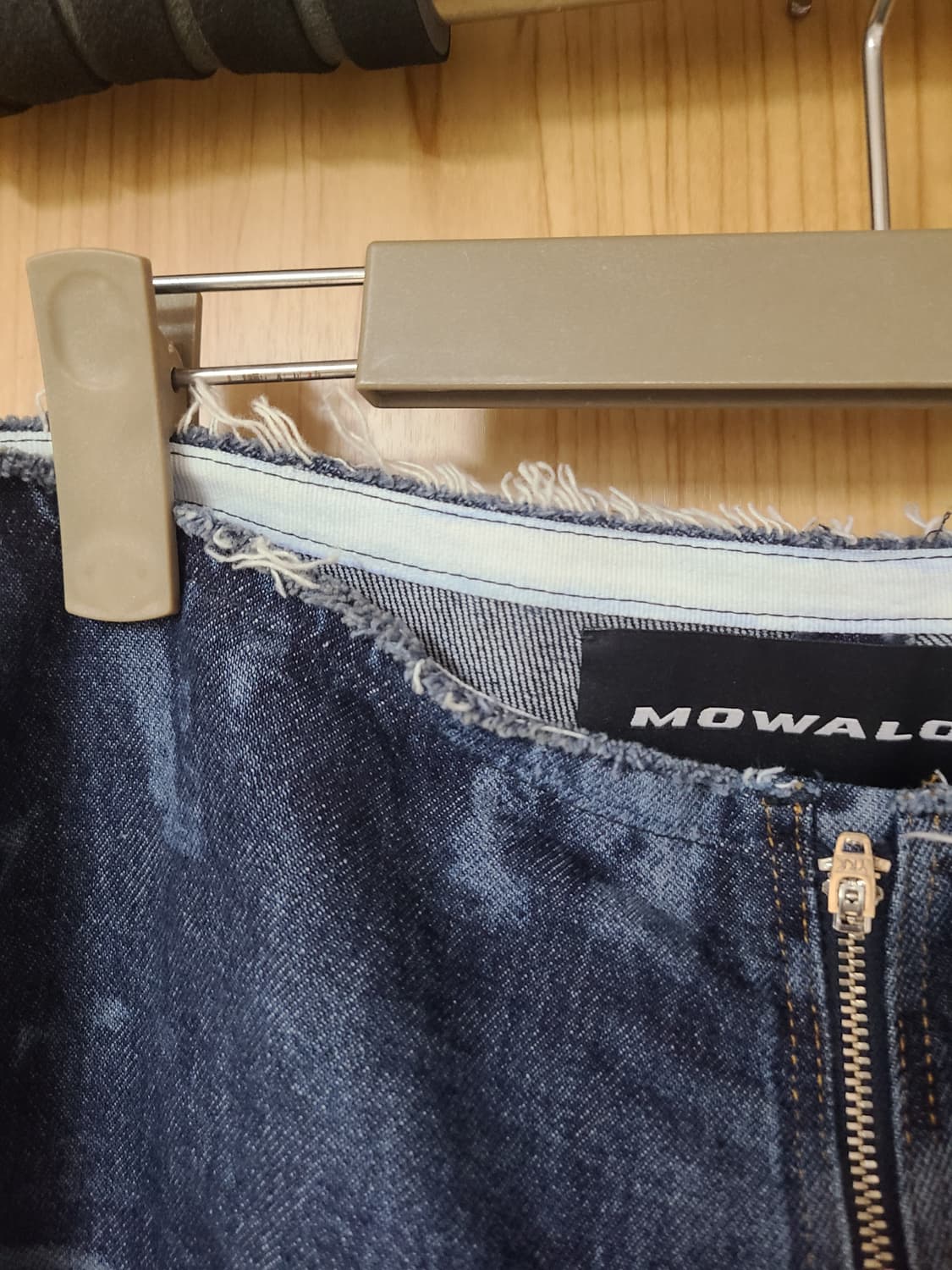 [26] Mowalola 레이저 프린트 데님 팬츠 상품이미지3