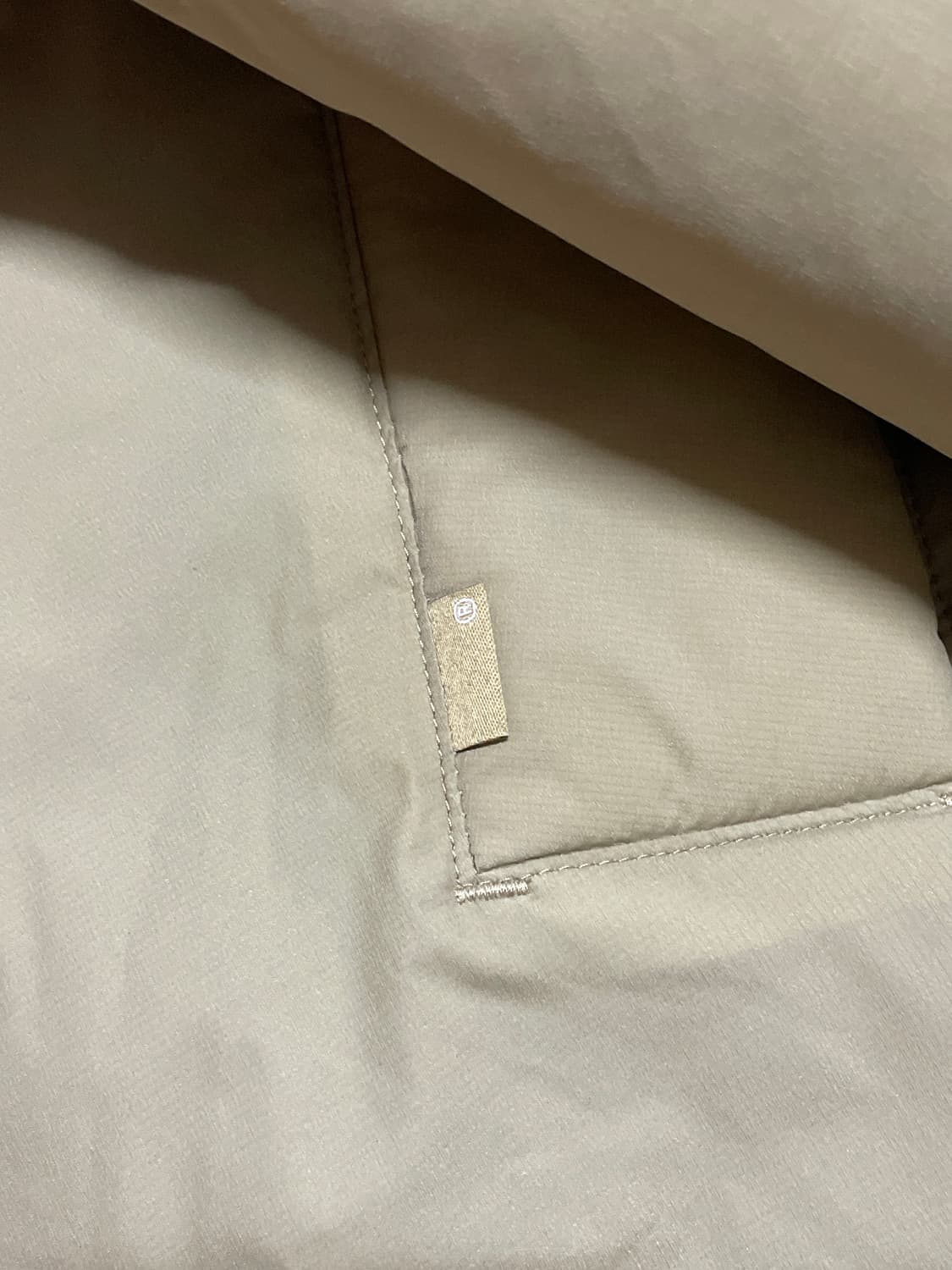 디스이즈네버댓 패딩 XL 베이지  상품이미지4