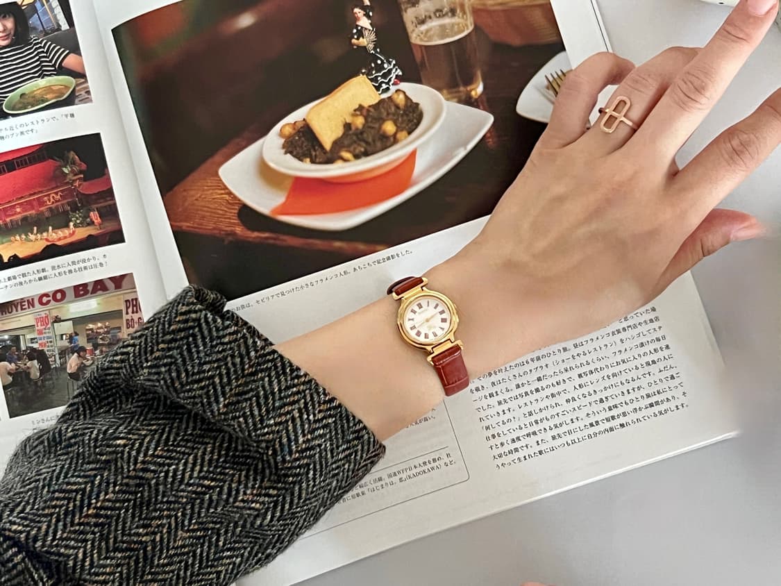 BURBERRY  골드 라운드 버버리 빈티지 시계 상품이미지10