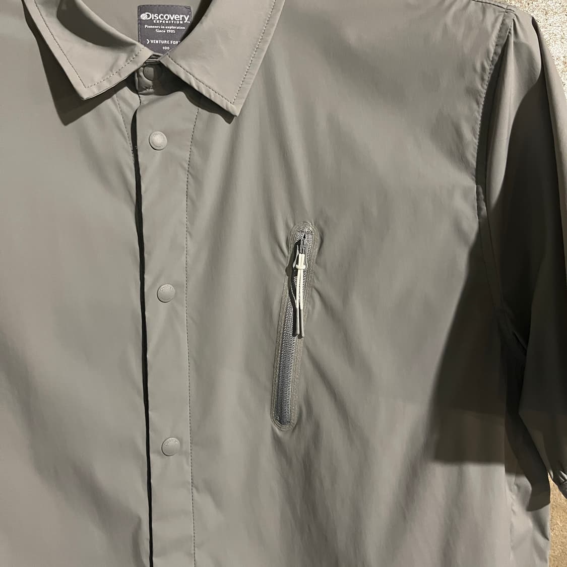 디스커버리 나일론 반팔 셔츠 상품이미지2