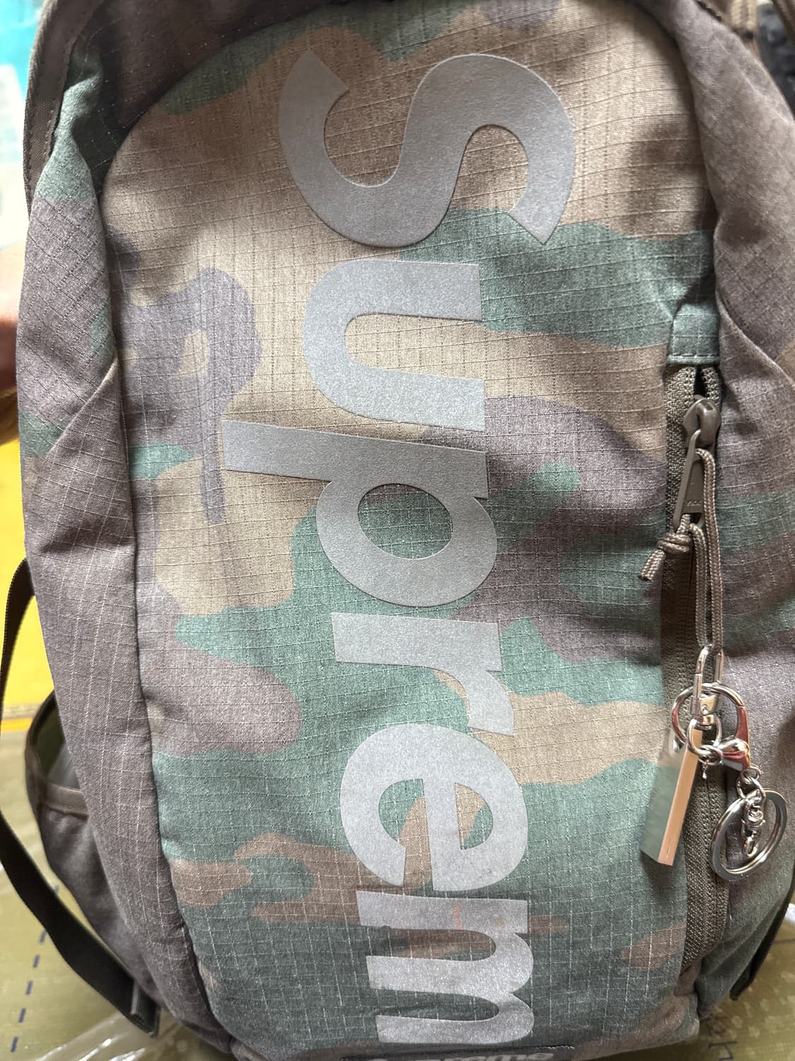 슈프림 백팩 상품이미지2