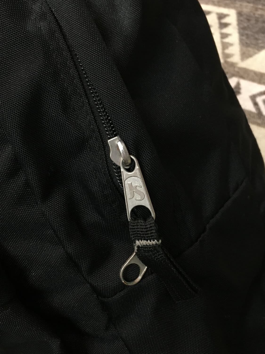잔스포츠 백팩 블랙 상품이미지9