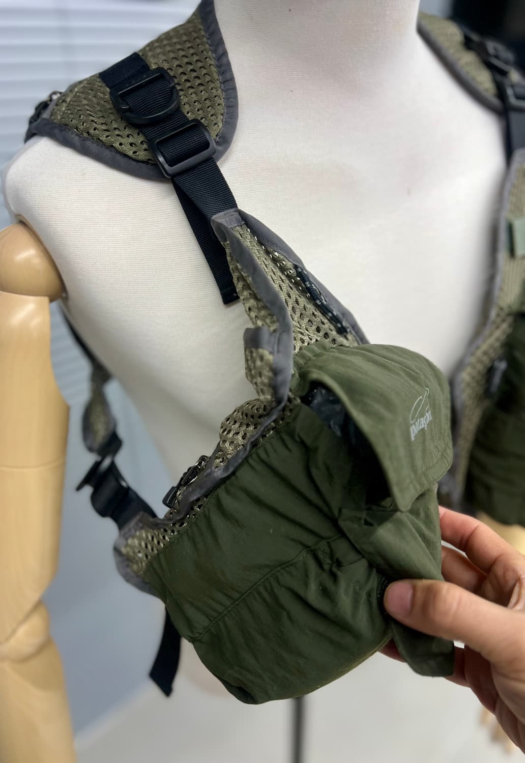 Patagonia Minimalist Mesh Vest (XS/S) 상품이미지8