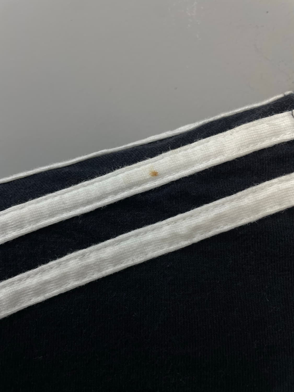 아디다스 베이직로고 반팔티 H32 상품이미지7