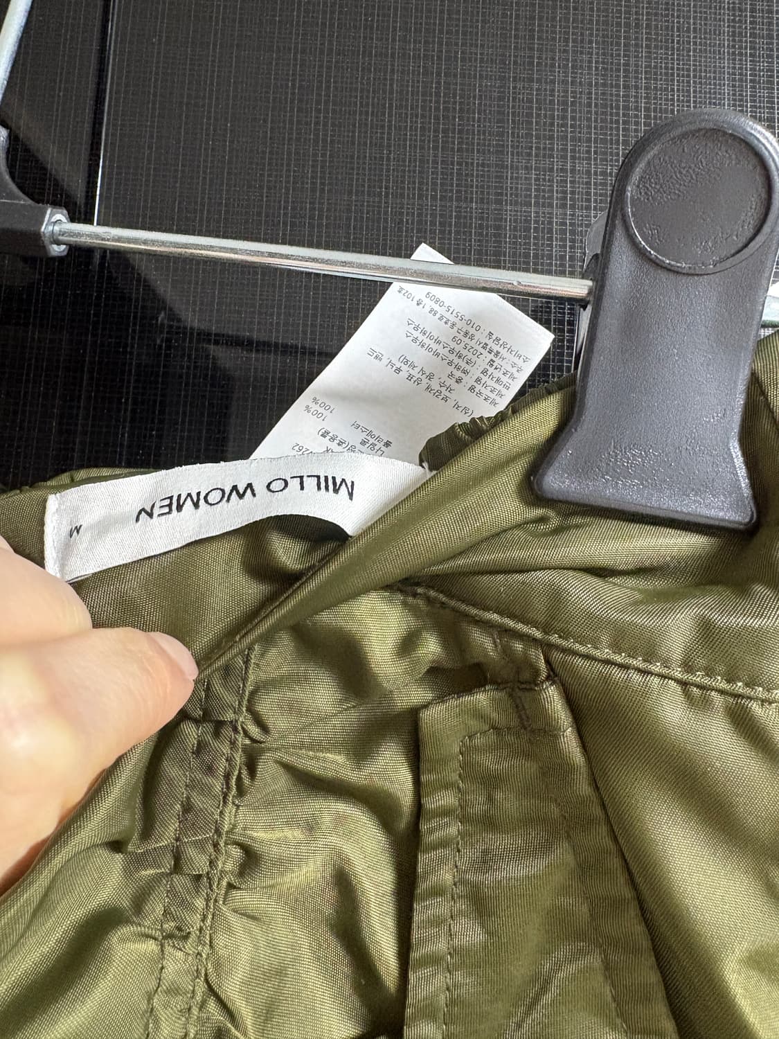 밀로우먼 유틸리티 셔링 지퍼 스커트 카키 M 상품이미지5