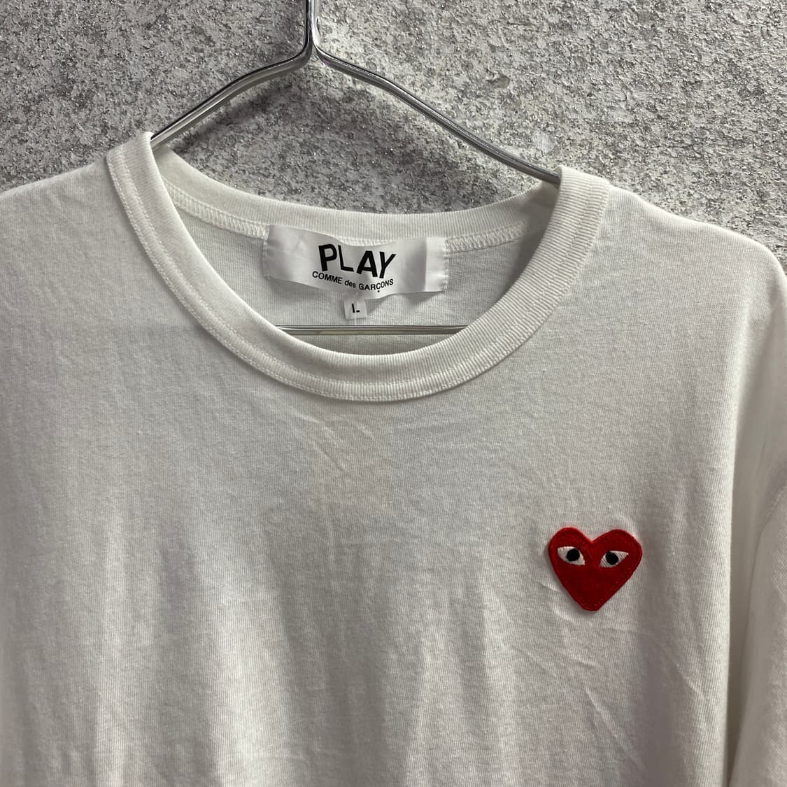 꼼데가르송 레드와펜 화이트 반팔티 B4642  상품이미지3