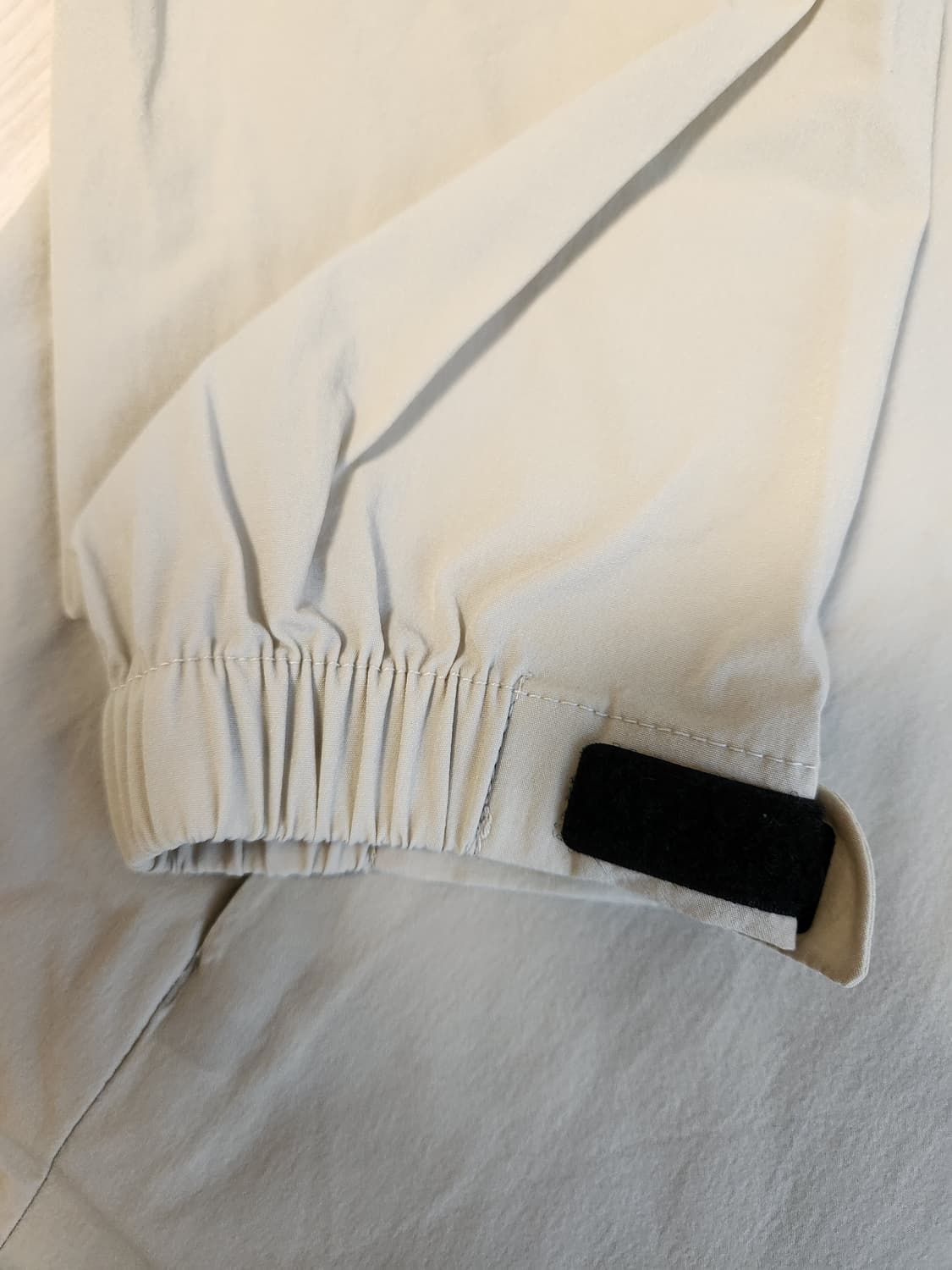 새상품급)헤지스 남성 골프 바람막이 집업 자켓 사이즈110 상품이미지7