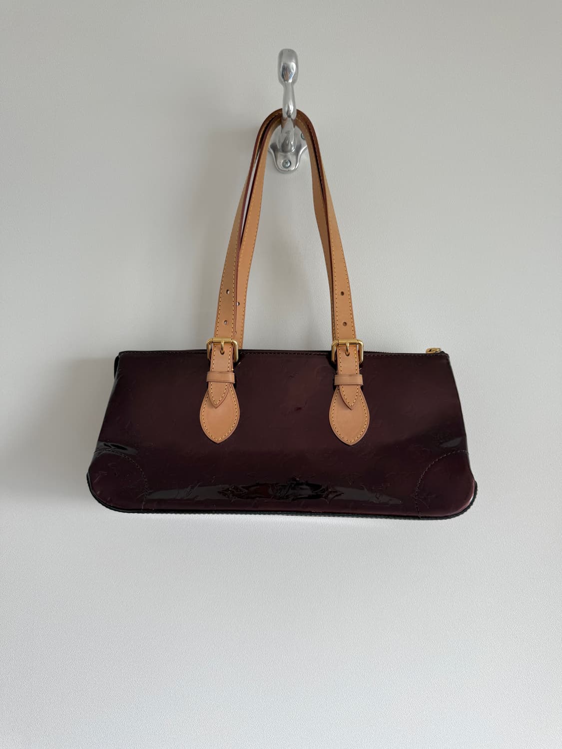 루이비통(Louis vuitton) 베르니 로즈우드 숄더백(FRANCE) 상품이미지1