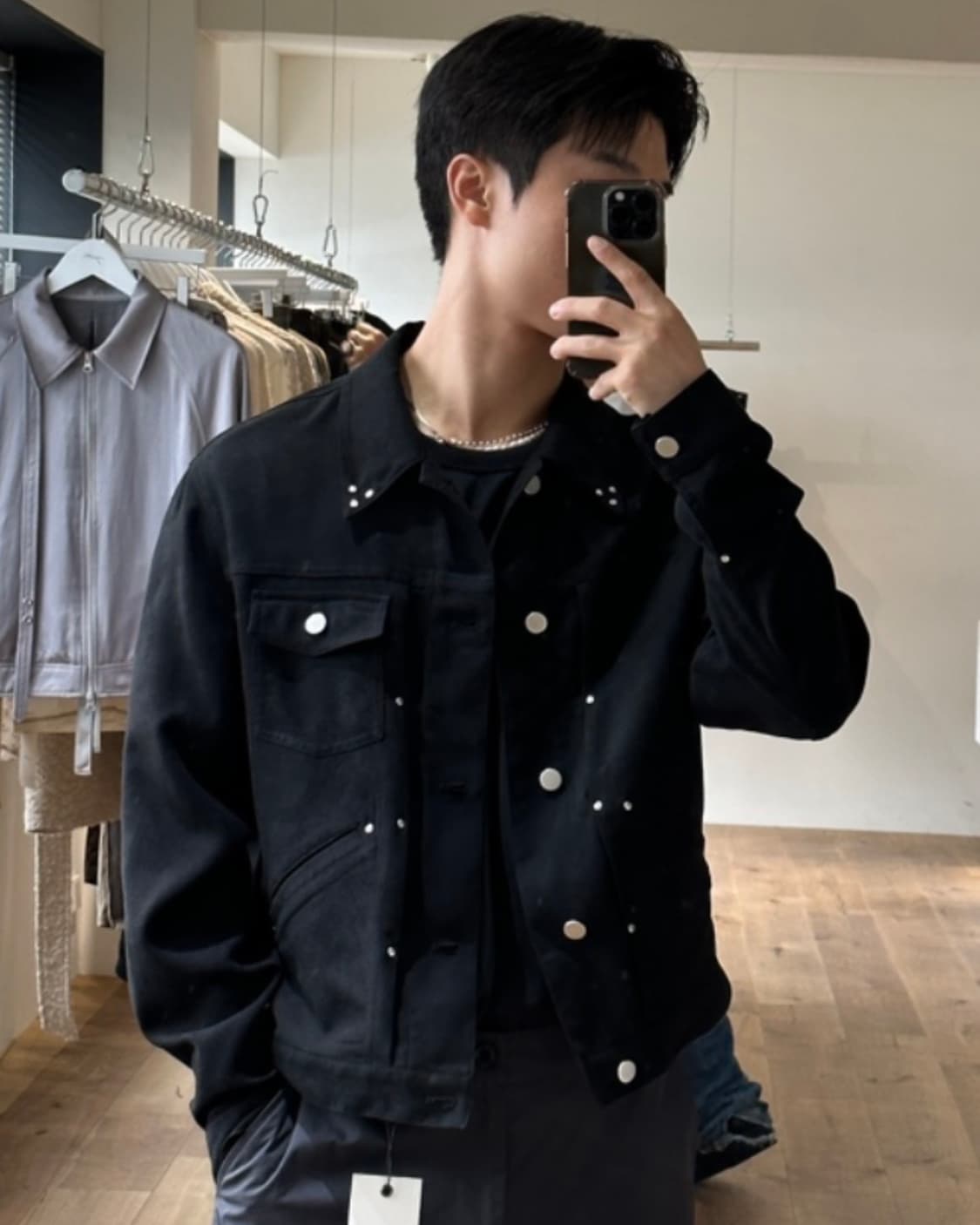 [M]유스 플리츠 스터드 트러커 자켓 블랙 상품이미지7