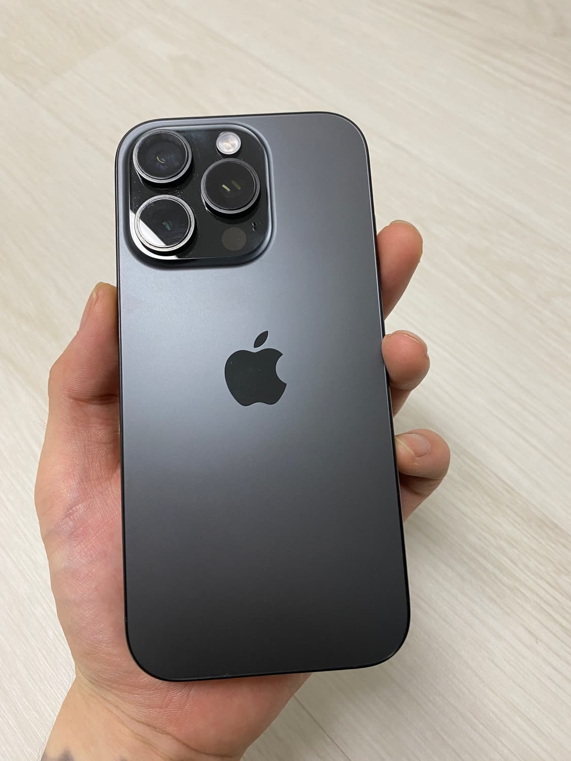 아이폰 16프로 256GB 자급제 상품이미지1