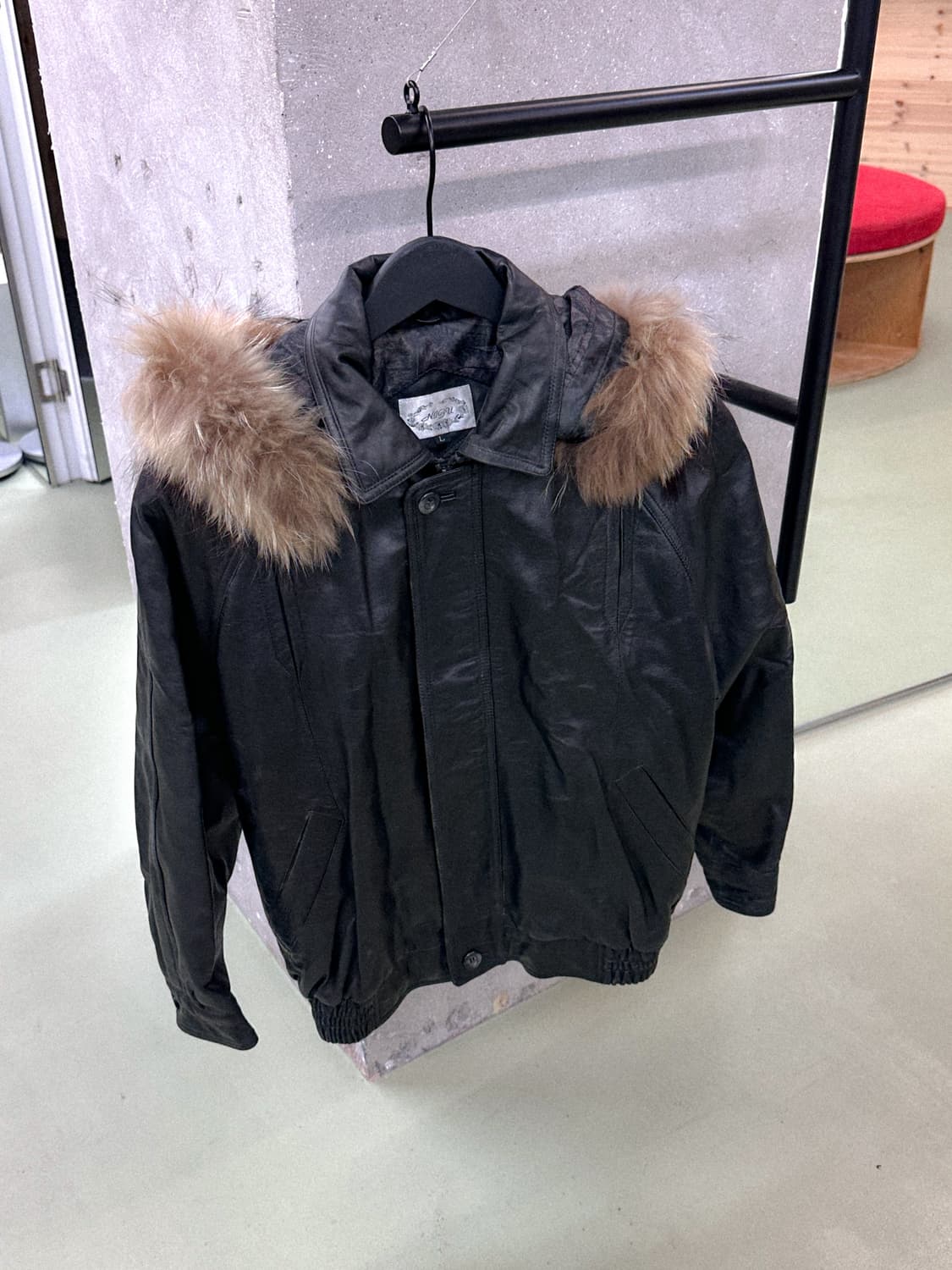 black fur trimming leather bomber 상품이미지4