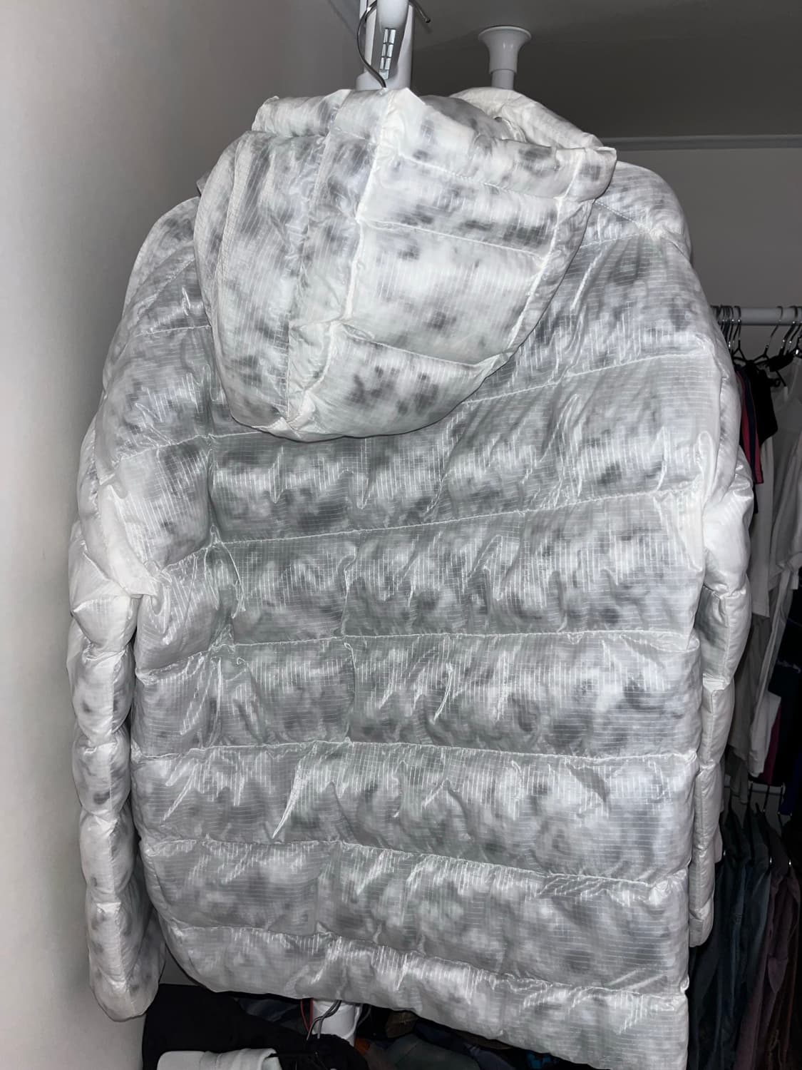 나이키 경량패딩 화이트 상품이미지2