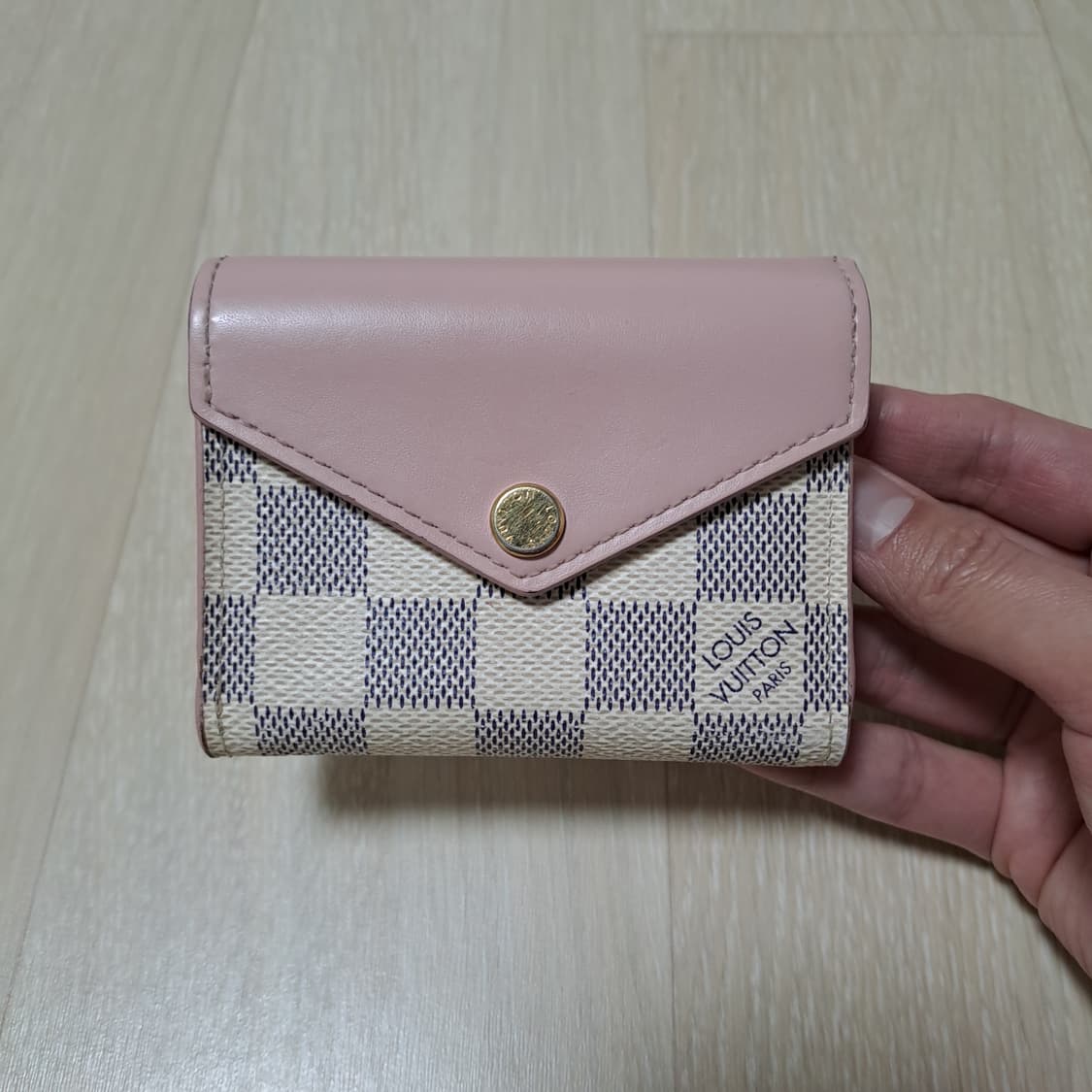 [100%/정품] 루이비통 조에 다미에 아주르 로즈 발레린 지갑 상품이미지1