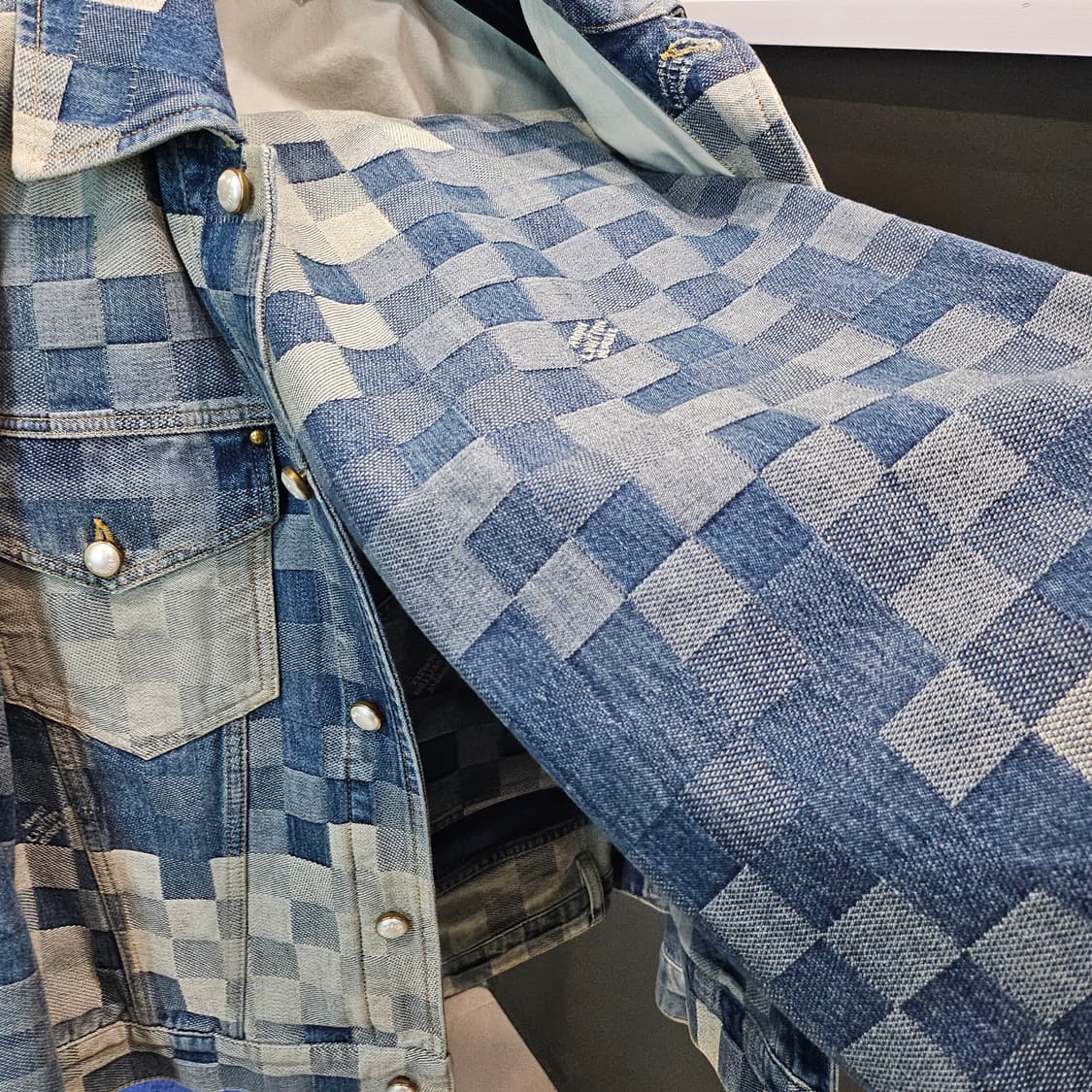 루이비통 퍼렐 다미에 신상 데님 셋업 상품이미지7