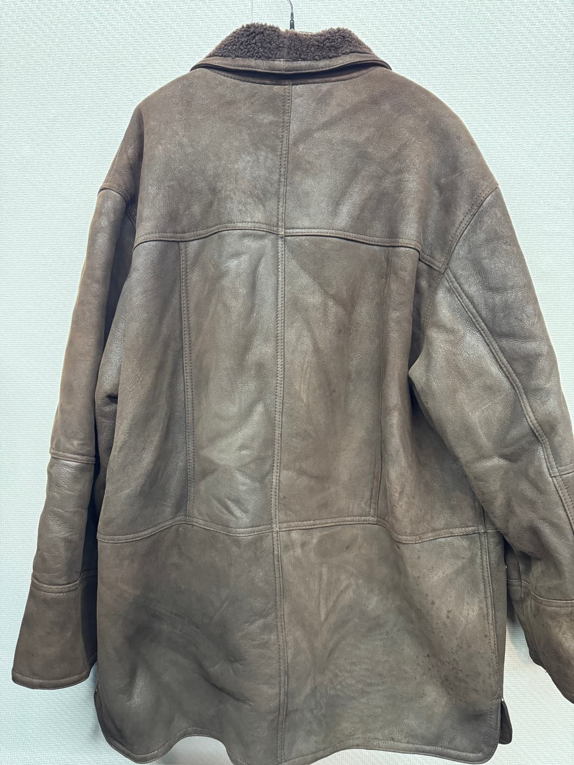 이태리 빨질레리 양가죽(안감양털) 무스탕 100(XL) 상품이미지5